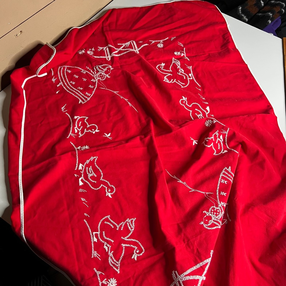 Vintage Red Sunbonnet Sue Embroidered Half Apron White Cross Stitch Ducks 1950s